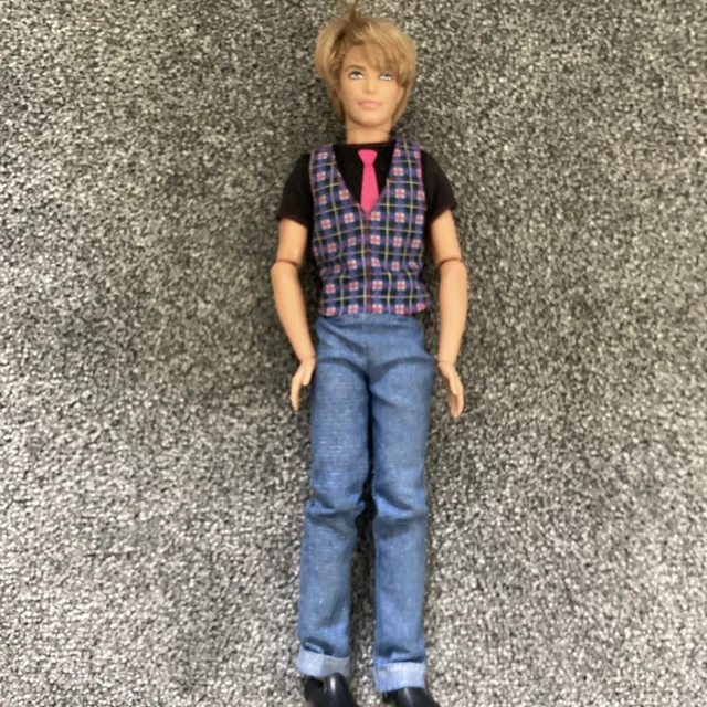 RARE UNBOXED FASHIONISTAS Ken Barbie Doll Articulated Poses/Rooted