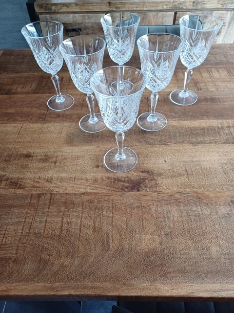 6 VERRES A EAU 25 cl , modèle VICTORIA Royal Cristal Rock ; RCR lot
