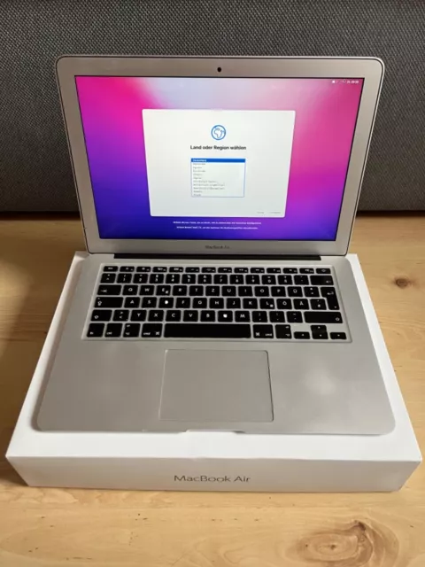 Apple MacBook Air 13.3 Zoll (128GB SSD, Intel Core i5 5. Gen., 1,60GHz, 8GB RAM)