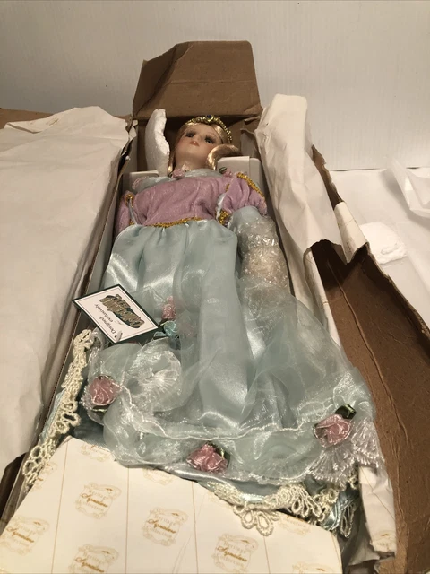 Vintage Heritage Signature Collection Doll "FAIRY TALE PRINCESS" 18" #12359
