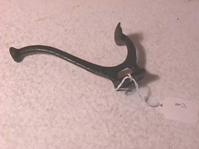 Large Antique Cast Iron Coat / Hat Hook #3