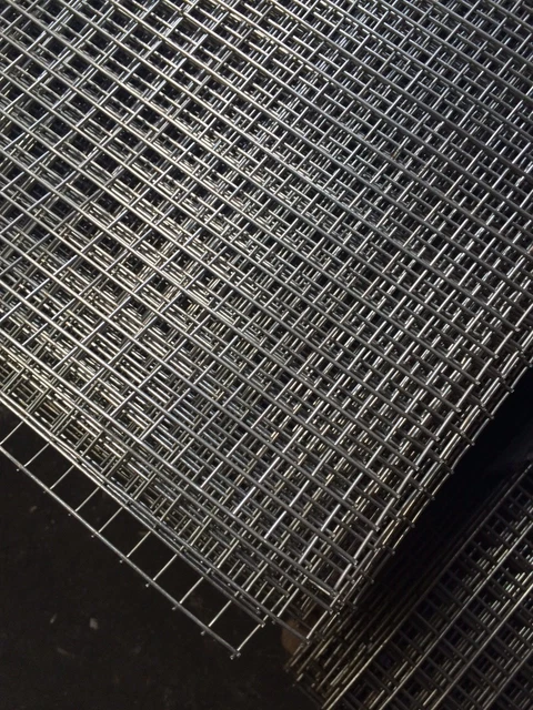 Stainless Steel Welded Wire Mesh Panels 2400(8') x 1220(4') x 25 x 25 x 3.00mm