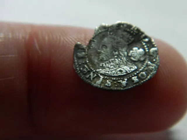 Tiny Post Medieval Elizabeth 1st hammered silver coin 1573 detecting detector