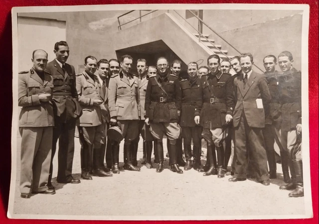 Cartolina Regio Ww2 Gruppo Di Militari Soldati
