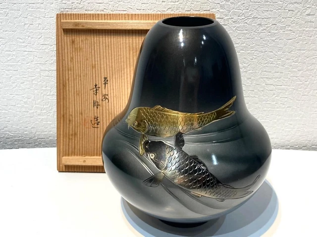 JAPANESE ANTIQUE Sentoku Bronze vase Black Gold Koi Fish Hanaire Ikebana