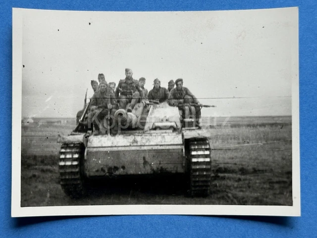 FOTO, INF.-REGT 686, Sturmgeschütz III (StuG III) Langrohr, Russland ...