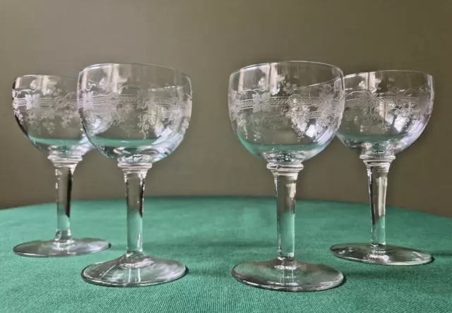 2 verres à vin blanc & 2 verres à Porto cristal gravé Baccarat Saint-Louis (?)