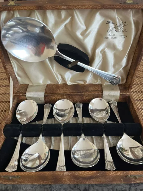 Reclaimed Vintage Silver Plated Desert Spoon Set Original Case EPNS Shell Style
