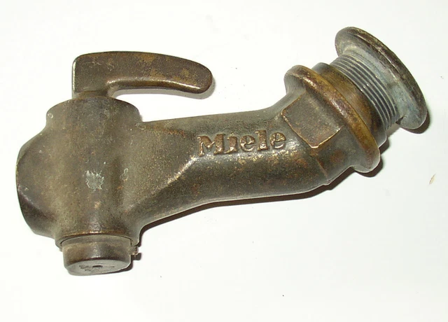 großer alter Wasserhahn von Miele aus Messing oder Bronze