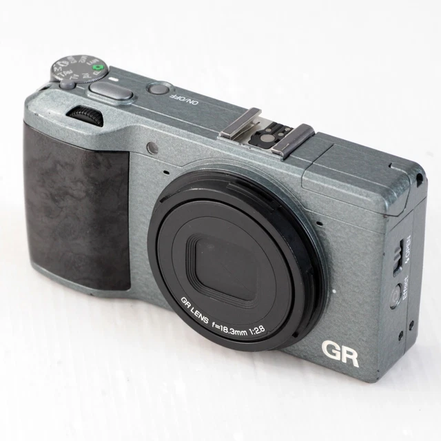 【Boxed / SH:1028】 Ricoh GR Limited Edition Only 5000 Unit 16.2MP Digital Camera 3