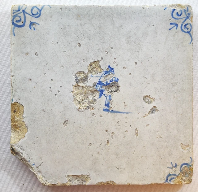 antique 17th - 18th century Dutch blue delft tile #11