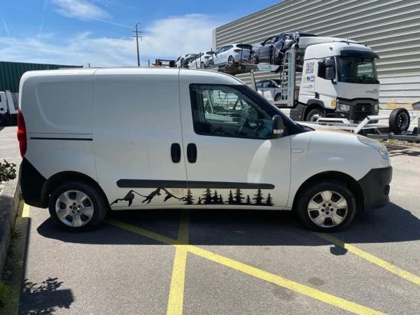 achsschenkel vorne rechts für FIAT DOBLO CAIXA COMBI (263 )