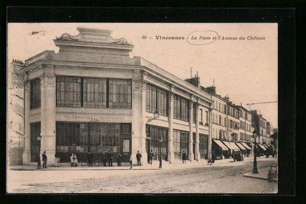 CPA Vincennes, La Poste et l´Avenue du Chateau 1923