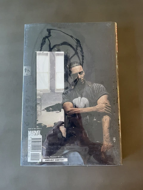 THE PUNISHER MAX Vol 2 HC - Hard Cover - GARTH ENNIS - Mature Readers MCU 2