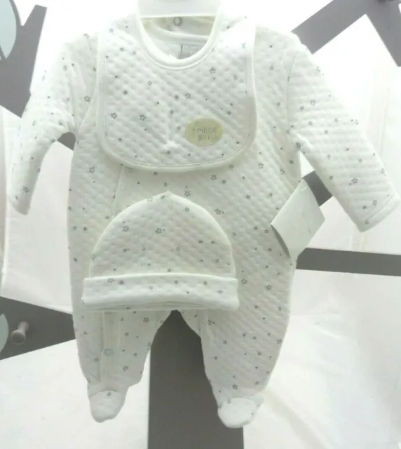 ensemble bébé matelassé coton motif étoiles 3 pièces 0,3 ou 6 mois