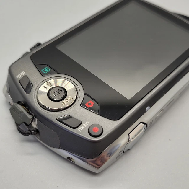 Casio Exilim EX-Z350 12,1 megapixel fotocamera digitale compatta argento testato 18