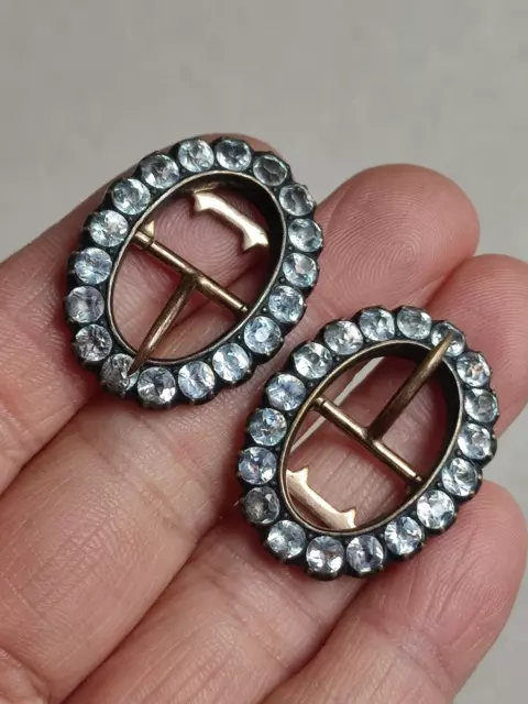 Paire De Boucles De Manchette ou Soulier anciennes en Métal et strass