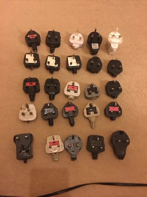 Joblot Of Plugs Bundle Of 25 Wires Cut Off With Fuses