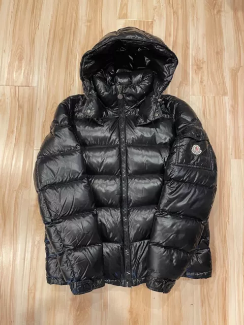 Men's Moncler Maya Short Down Jacket Black Size 3 AUTHENTIC Great Condition