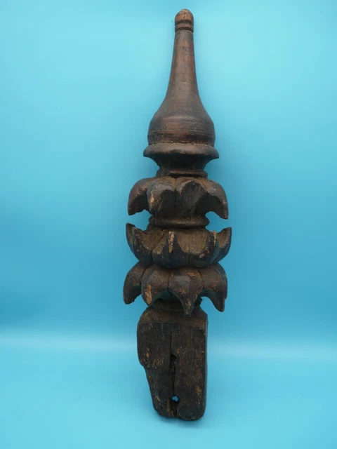 Ancien élément d'architecture en bois / Inde (45)