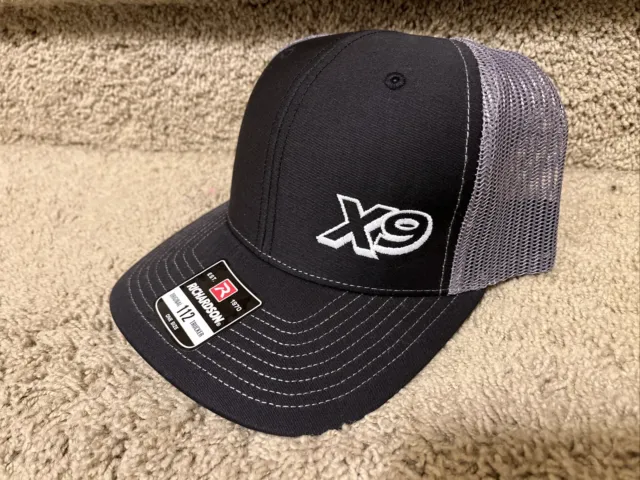 John Deere X9 Combine Snapback Trucker Hat Mesh Cap Grey/Black New With Tags