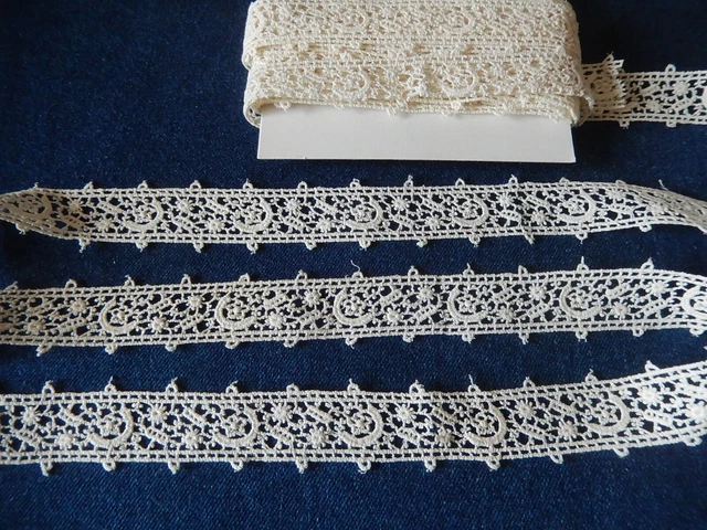 DENTELLE ANCIENNE GUIPURE : 3,80 m x 3 cm