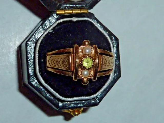 Außergewöhnlicher Damenring in Gold 9ct , hell grünem Stein (Peridoth), Gr. 57 2