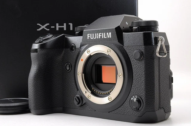 Top Mint in Box 19 shots Fujifilm X-H1 Mirrorless Digital Camera Body Only Black