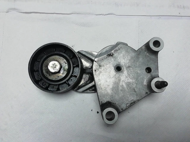 825809 galet tendeur pour CITROEN C4 COUPE 1.6 HDI 2004 122742