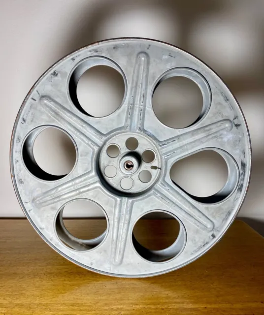 VINTAGE CINEMA MOVIE REEL 60s-70s 14 INCH MADE IN THE USA GREAT FOR HOME THEATRE