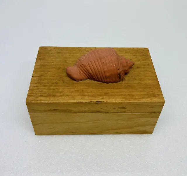 Rare 1970s Seashell Hand Carved Wooden Trinket Box 4.75” Hawaii Art Decor 3