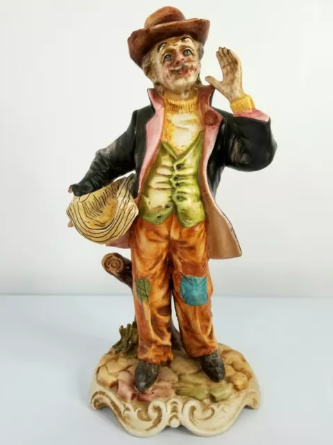 Capodimonte Italy VTG Large Porcelain Figurine Newspapper Man hand painted 14"