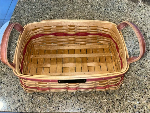 Longaberger 2002 Christmas Traditions Basket RED