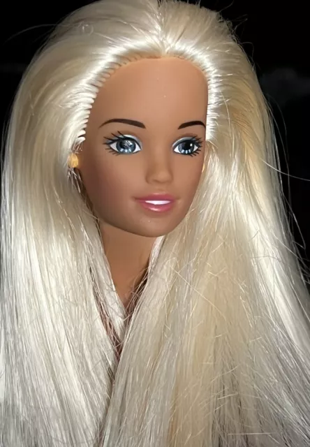 Blonde Hair-Barbie -Teen Skipper -Bendable Knees-Nude For OOAK-Z-20