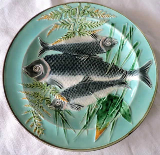 Majolica  Plate with fish Wedgwood c.1875