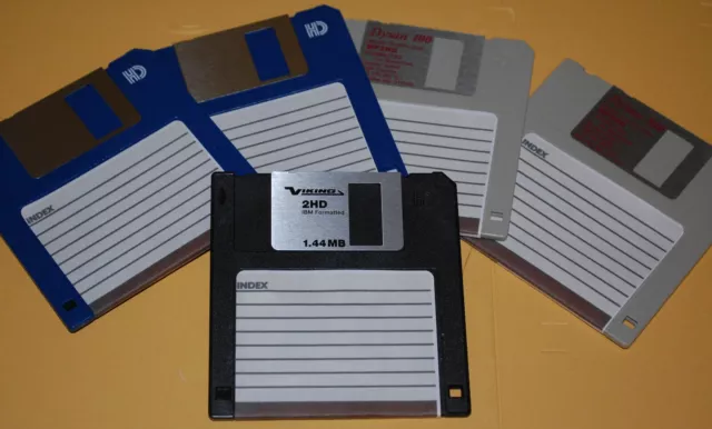 SINGLE FLOPPY DISK - 3.5 Inch 1.44 MB Floppy Disc Various Colours/Makes