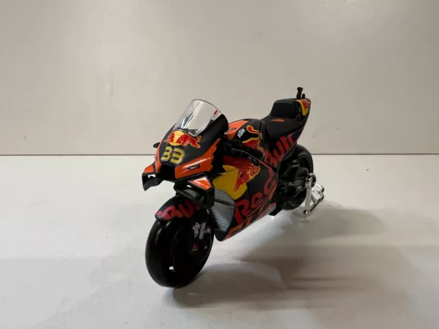 KTM RC16 Factory RacingTeam 2021, #33 Brad Binder, Red Bull Moto GP, Maisto 1:18