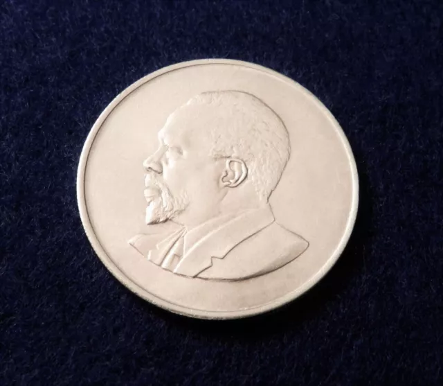 1968 Kenya Shilling - Beautiful Coin - See PICS
