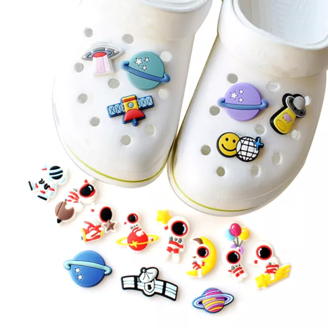 10 pz ciondoli scarpe astronauta cartoni animati misti sandali fibbia accessori bambini GiUL