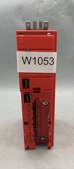 SEW EURODRIVE MC07B0003-5A3-4-00 MOVITRAC B UMRICHTER B Inverter W 1053 ...