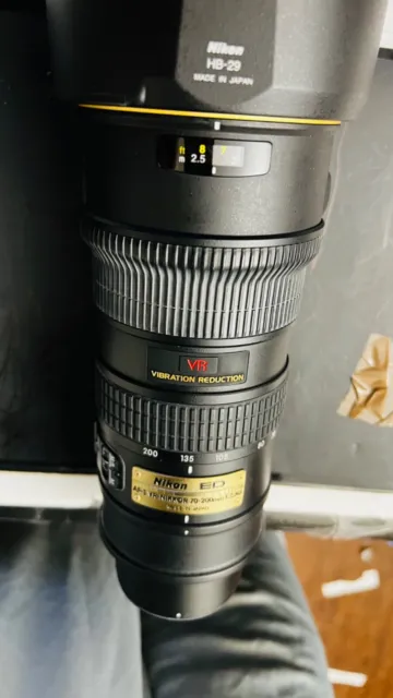 Used Nikon Zoom 70-200mm 1:2.8G ED-IF AF-S VR Lens NIKKOR