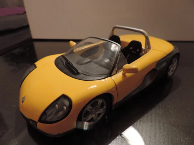 Renault Spider SV Anson 1/18 Jaune - Édition Rare - Miniature De Collection