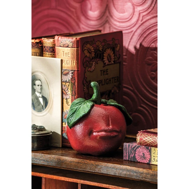 Sweet Temptation Poison Apple