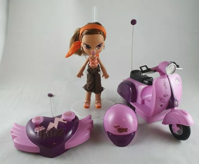 Bratz Kidz Yasmin + Scooter Puppe