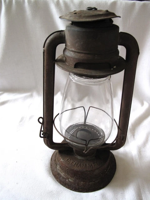Antique C.T. Ham Mfg. Co. Cold Blast Farm Barn Wagon Lantern With Glass Globe