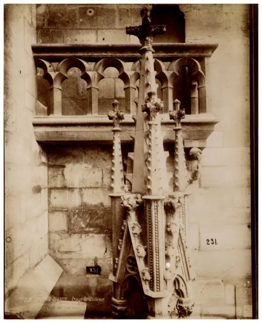 France, Paris, Cathédrale Notre-Dame, Haute de balcon Vintage print,  Tirage a