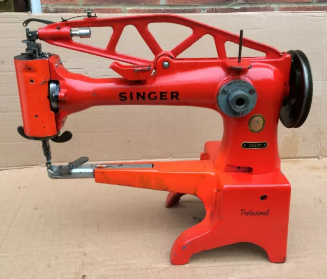 Industrial Sewing Machine Model Singer 211G155 single walking foot