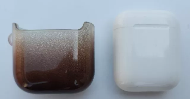 Apple AirPods Charging Case ONLY A1602 Genuine OEM With Case Protector