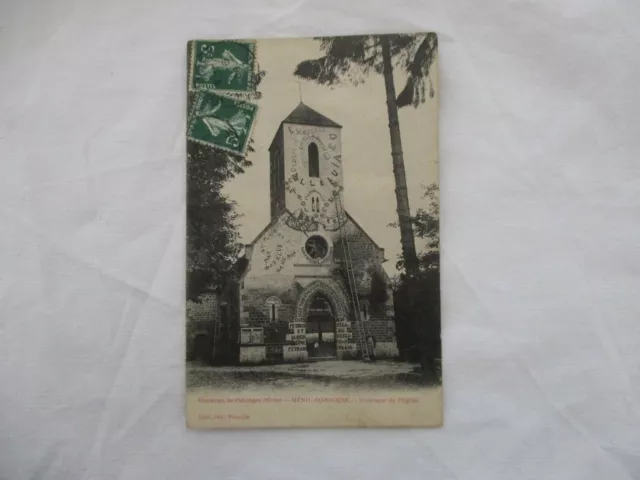 Cpa Orne 61 Environs De Putanges Menil Gondouin Exterieur De L'eglise