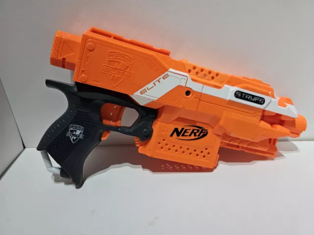 Nerf N-strike Elite Stryfe Blaster Orange Faulty